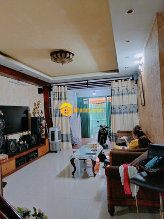 Xe đâu trong nha trân quang diêu, p14, q3, 96m2, 4 tâng, gia re.