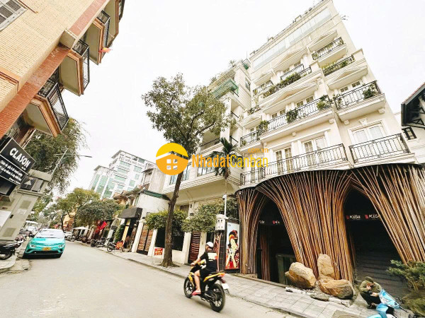 Bán nhà mặt phố cổ hàng bông, 185m25t, mt 8m, 139 tỷ 0987104878