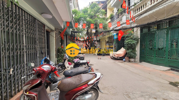 Bán nhà hồ đắc di 40m2, mặt tiền 8m. oto tránh, hai thoáng 12.5 tỷ